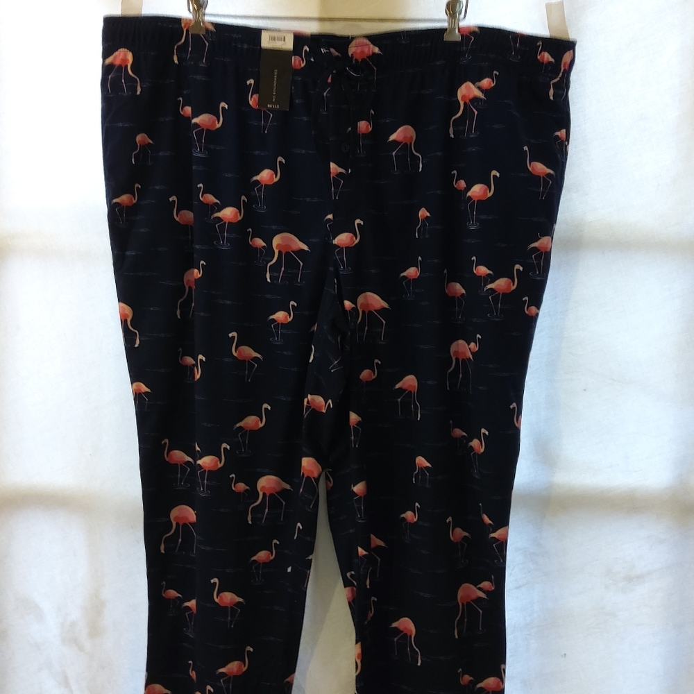 Men’s 3XL (48-50) No Boundaries lounge pants with pockets Navy with Flamingos